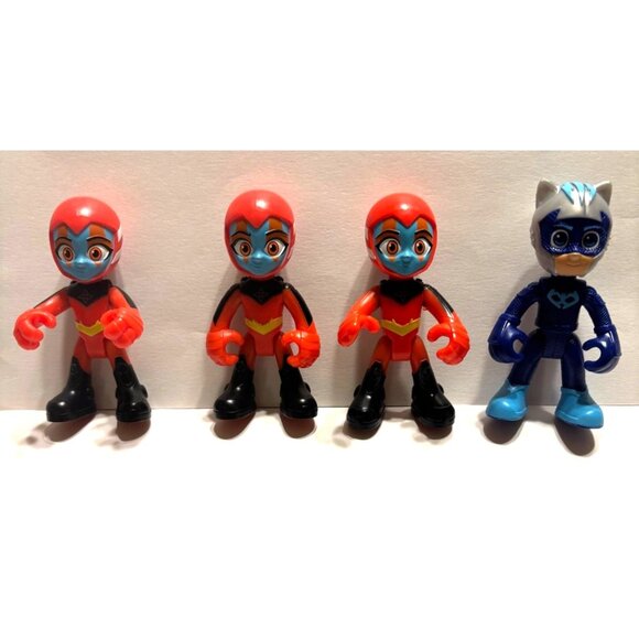 Lot of 4 PJ Masks Mini Action Figures (1) Blue Catboy & (3) Red Owlettes - Picture 3 of 10